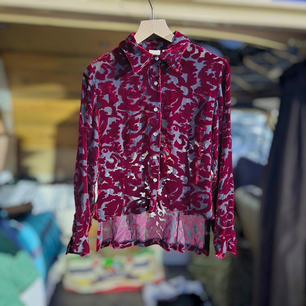 VTG‎ Merona Burnout Velvet Silk Top Burgundy Womens XS Sheer Floral Button Down